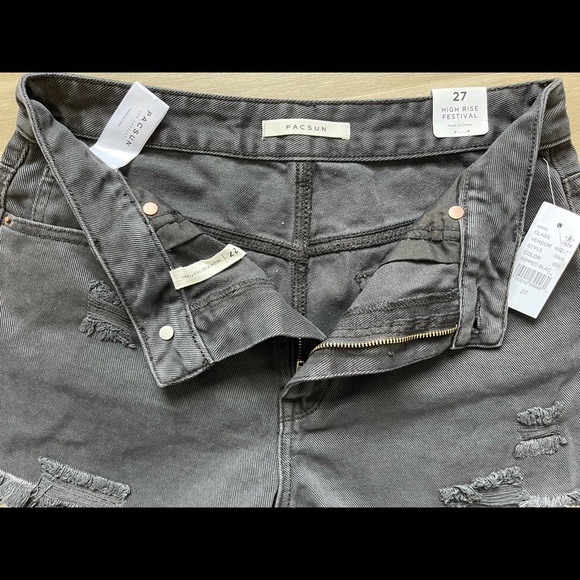 PacSun NWT🌸 - Picture 2 of 3